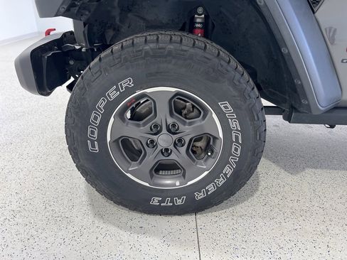 Used 2021 Jeep Gladiator Rubicon w/ Trailer Tow Package image 26