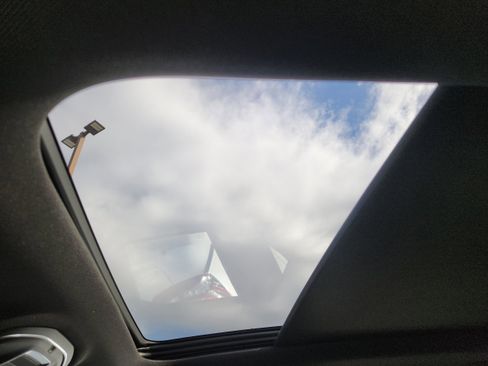 New 2025 Jeep Grand Cherokee L Limited image 25