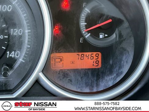 Used 2011 Nissan Versa 1.8 S image 22