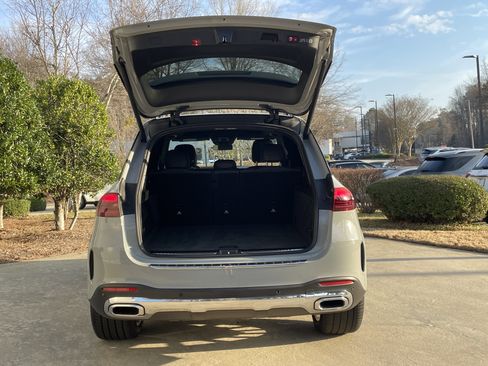 Certified 2025 Mercedes-Benz GLE 450 4MATIC image 9
