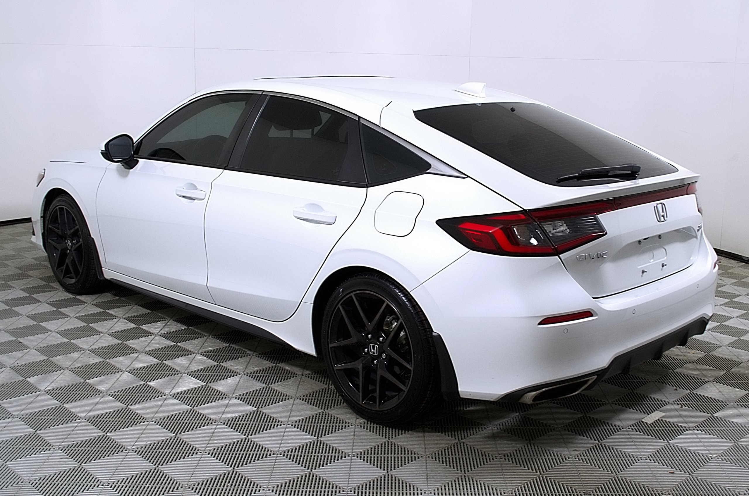 Used 2022 Honda Civic Sport Touring image 9