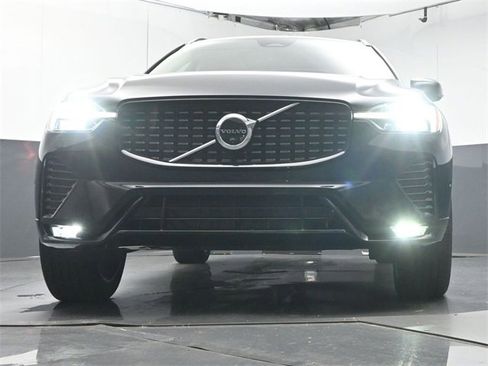 Used 2025 Volvo XC60 B5 Plus w/ Protection Package Premier image 34