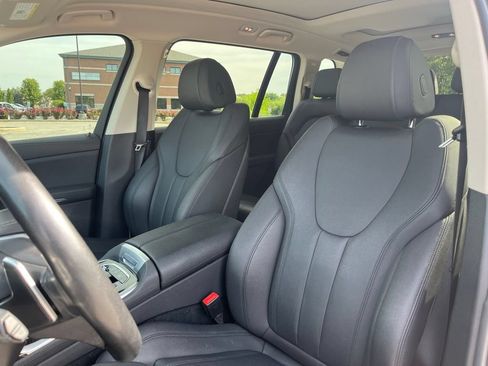 Used 2020 BMW X7 xDrive40i w/ Cold Weather Package AWD/4WD image 17