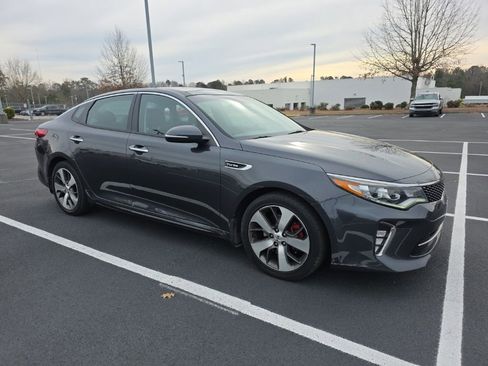 Used 2018 Kia Optima SX image 13