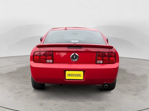 Used 2008 Ford Mustang Premium RWD image 6