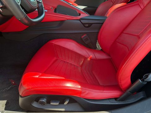 Used 2023 Chevrolet Corvette Stingray Premium Conv w/ Z51 Performance Package RWD image 30