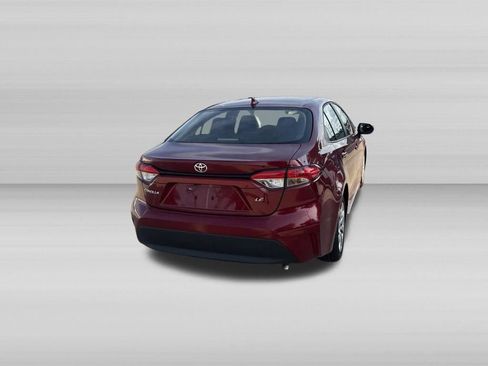 Used 2025 Toyota Corolla LE FWD image 6