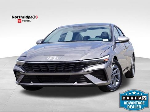 Used 2024 Hyundai Elantra SEL FWD image 1