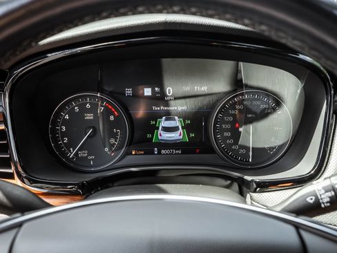 Used 2021 Cadillac XT5 Premium Luxury AWD/4WD image 16