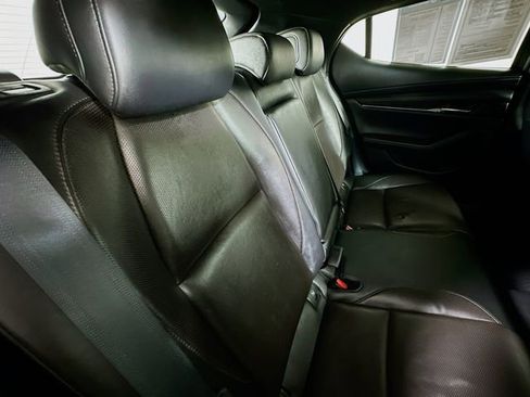 Used 2023 MAZDA MAZDA3 s image 28