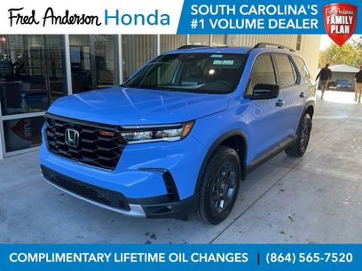 New 2025 Honda Pilot TrailSport