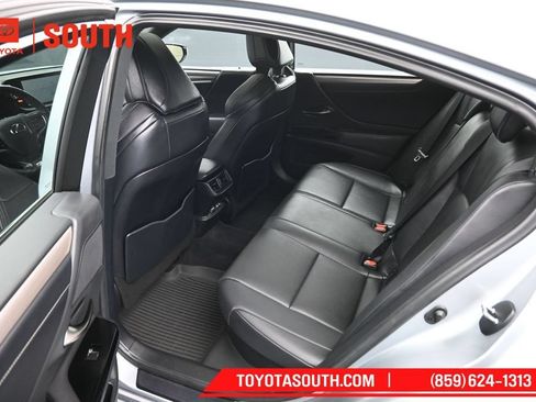 Used 2023 Lexus ES 300h F Sport w/ Accessory Package (Z1) FWD image 10