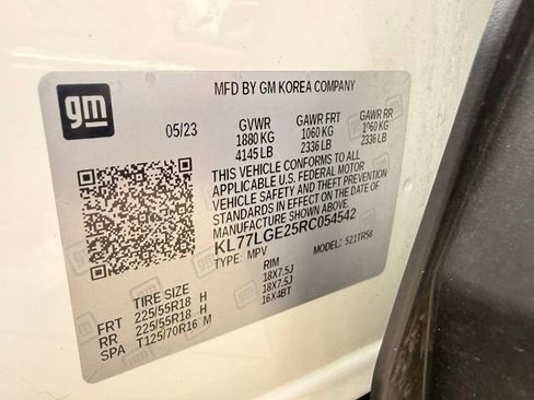 Used 2024 Chevrolet Trax RS FWD image 12