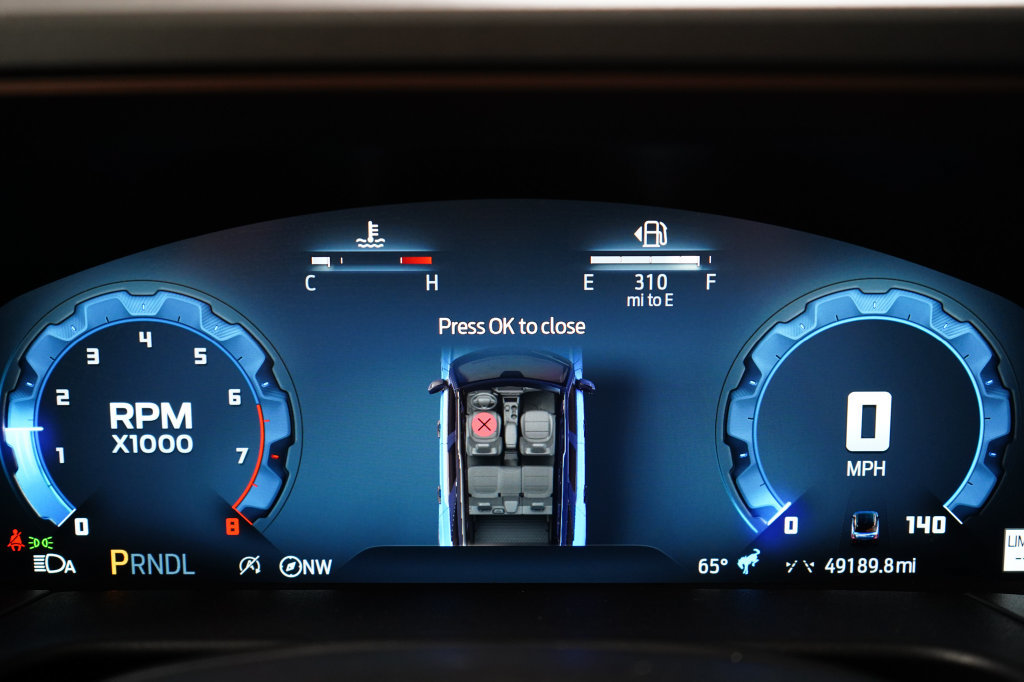 Certified 2025 Ford Bronco Sport Outer Banks w/ Outer Banks Tech Package+ AWD/4WD image 17