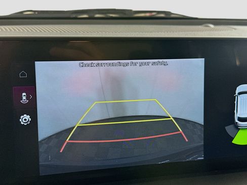 Used 2025 Kia Telluride S FWD image 23
