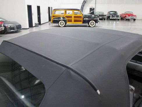 Used 1989 Ford Mustang LX image 29