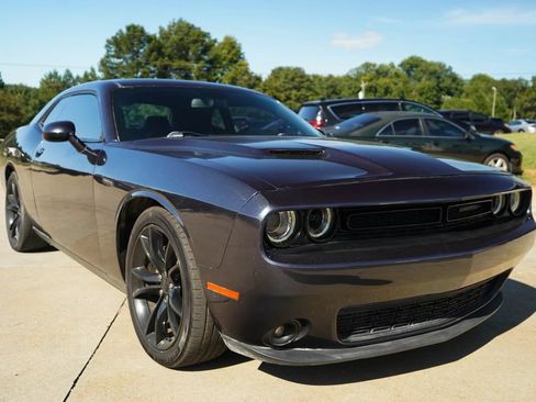Used 2016 Dodge Challenger SXT w/ Blacktop Package RWD image 34
