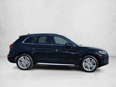 Used 2018 Audi Q5 2.0T Premium Plus w/ Premium Plus Package AWD/4WD image 4