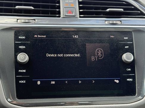 Used 2019 Volkswagen Tiguan S AWD/4WD image 21