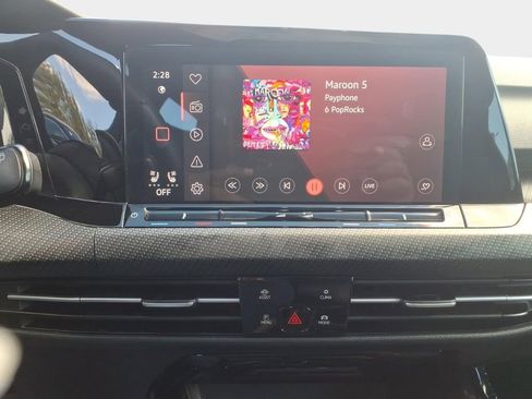 Used 2024 Volkswagen Golf R image 16