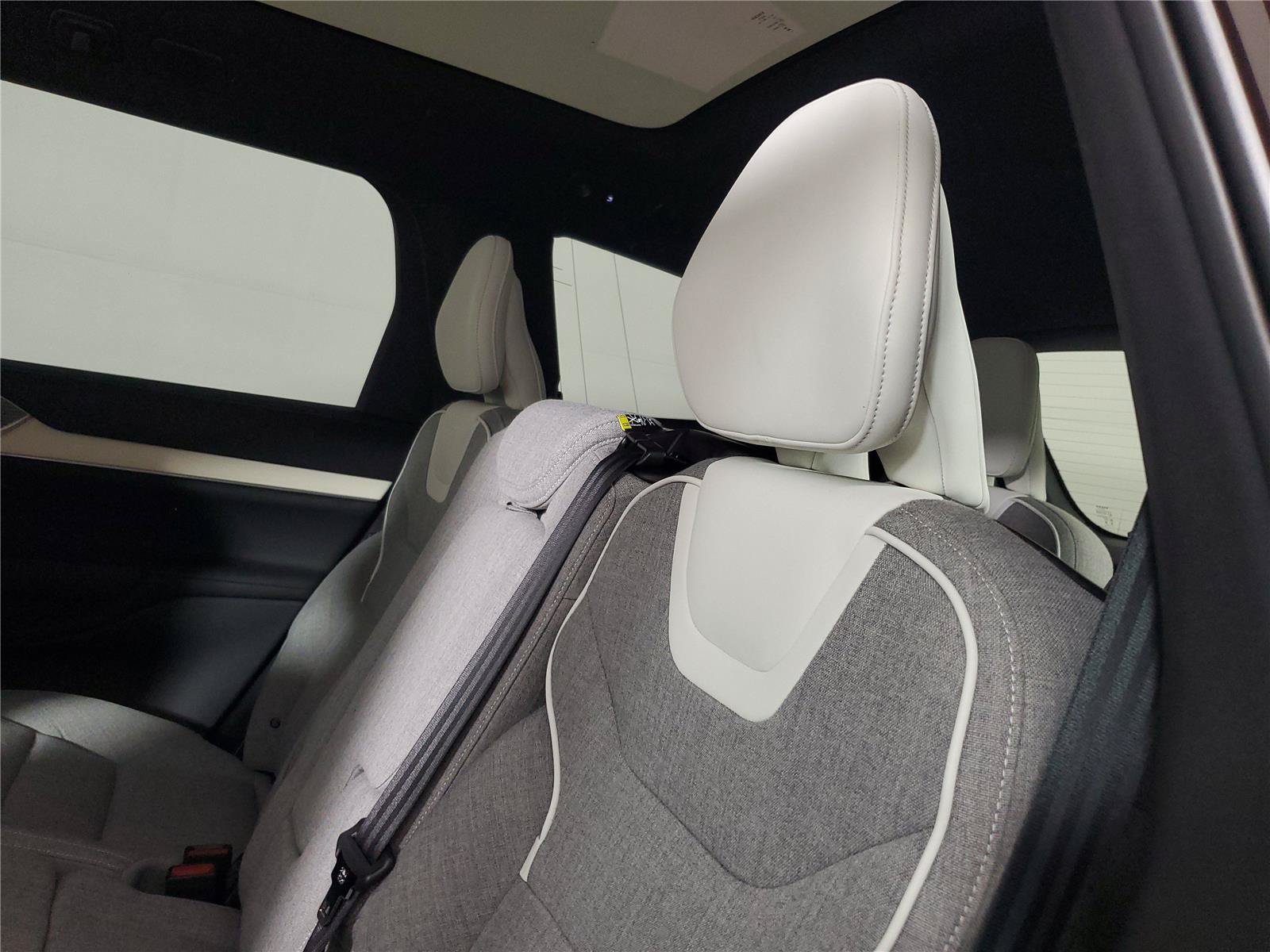 Certified 2025 Volvo EX90 Ultra AWD/4WD image 8