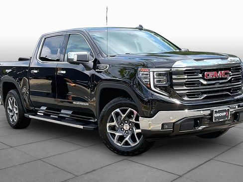 Used 2024 GMC Sierra 1500 SLT w/ SLT Premium Plus Package AWD/4WD image 3