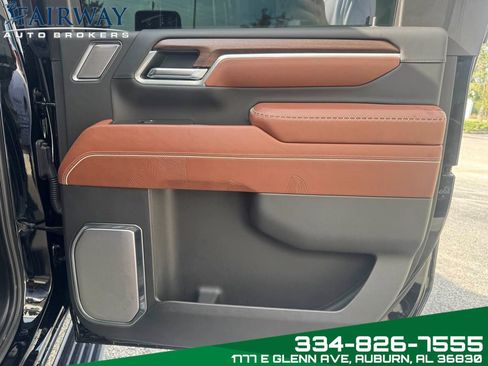 Used 2025 GMC Sierra 2500 Denali Ultimate image 30