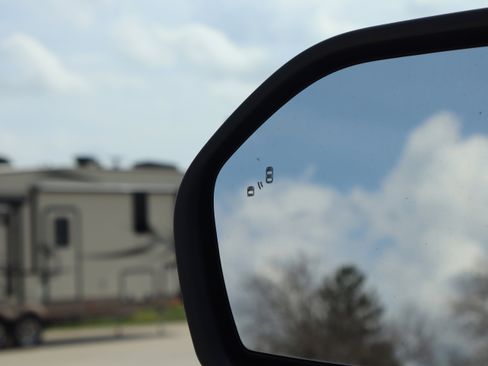 Used 2024 Ford Explorer XLT w/ Class IV Trailer Tow Package image 25