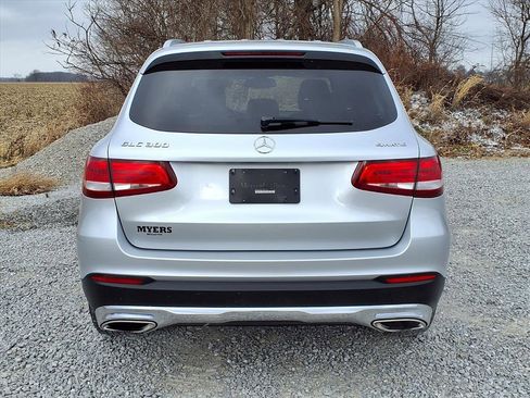 Used 2018 Mercedes-Benz GLC 300 GLC 300 w/ Premium Package image 31