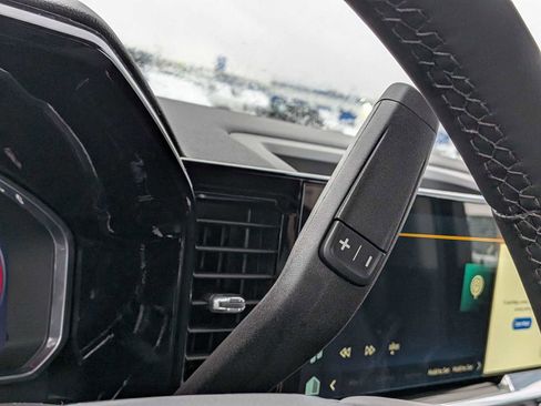 New 2026 Chevrolet Silverado 2500 LT image 32