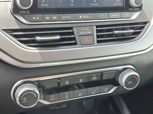 Used 2024 Nissan Altima 2.5 SR AWD/4WD image 12
