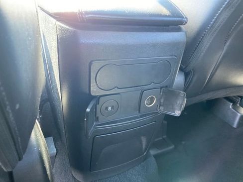 Used 2023 Ford Explorer XLT image 20