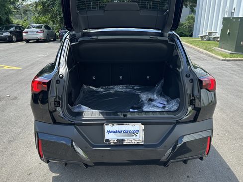 New 2026 BMW X2 xDrive28i w/ Convenience Package AWD/4WD image 30