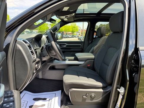 New 2026 RAM 1500 Big Horn AWD/4WD image 13