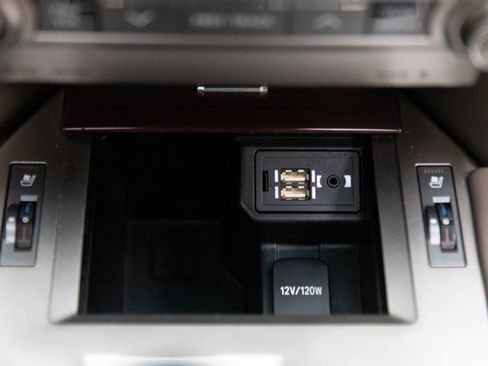 Used 2019 Lexus GX 460 Premium AWD/4WD image 95