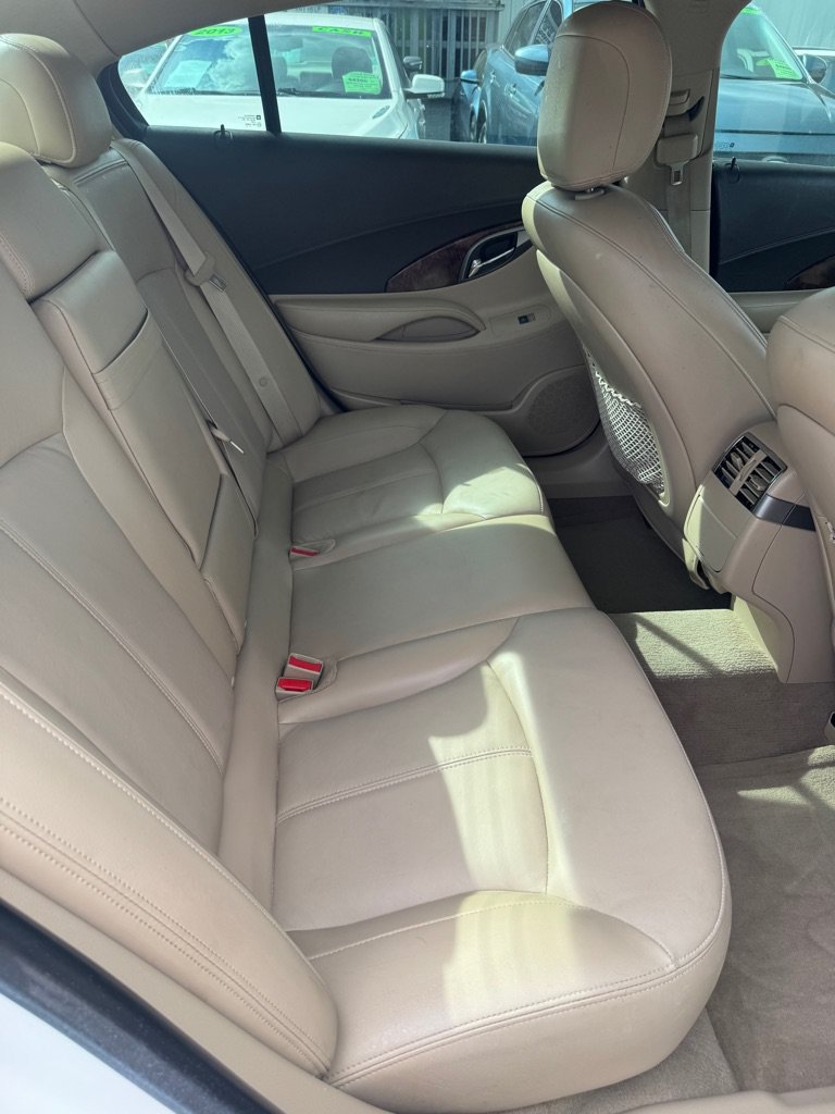 Used 2013 Buick LaCrosse Leather FWD image 11