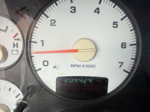 Used 2004 Dodge Ram 1500 Truck SLT w/ Sport Appearance Group RWD image 10