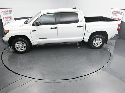 Used 2021 Toyota Tundra SR5 w/ SR5 Upgrade Package AWD/4WD image 30