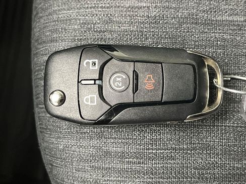 Used 2024 Ford Maverick XLT w/ XLT Luxury Package AWD/4WD image 25