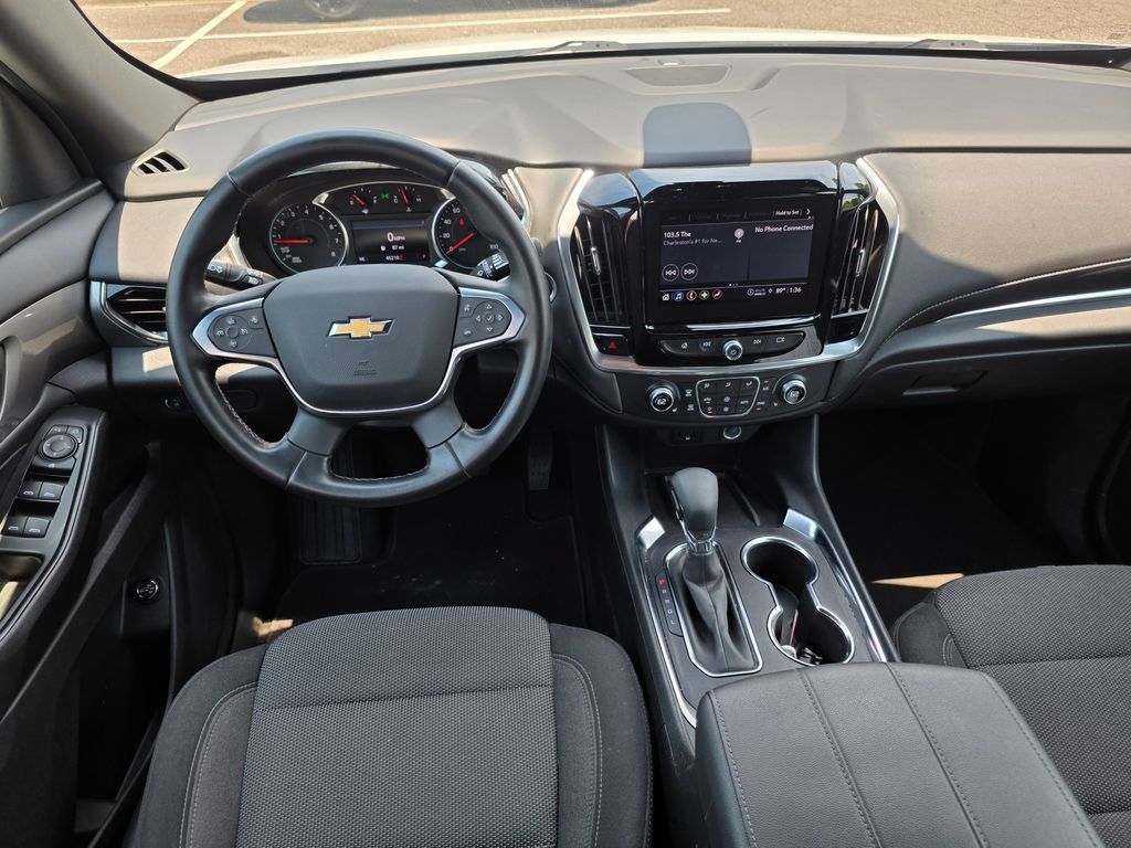 Certified 2023 Chevrolet Traverse LT FWD image 28