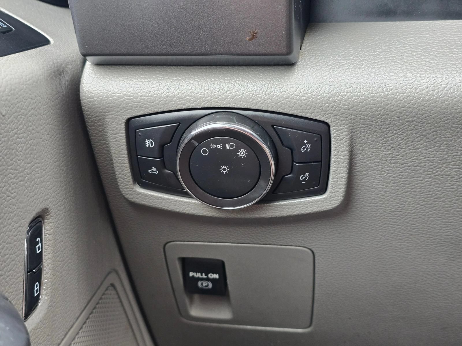 Used 2018 Ford F150 XLT AWD/4WD image 24