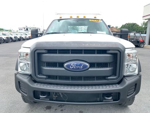 Used 2015 Ford F450 XL w/ Power Equipment Group AWD/4WD image 2