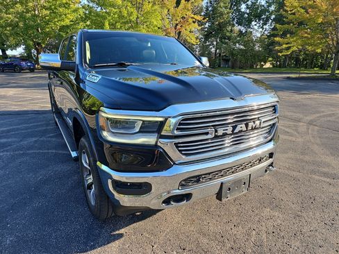 Used 2020 RAM 1500 Laramie AWD/4WD image 7