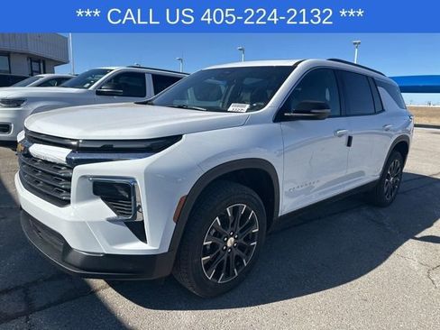 New 2026 Chevrolet Traverse LT image 10