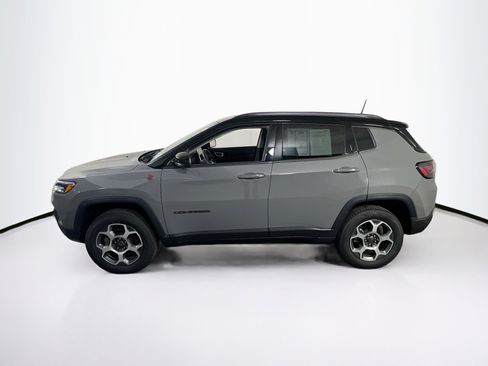Used 2022 Jeep Compass Trailhawk w/ Trailhawk Elite Group image 8