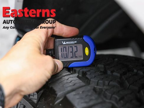 Used 2021 Toyota Tacoma SR AWD/4WD image 27