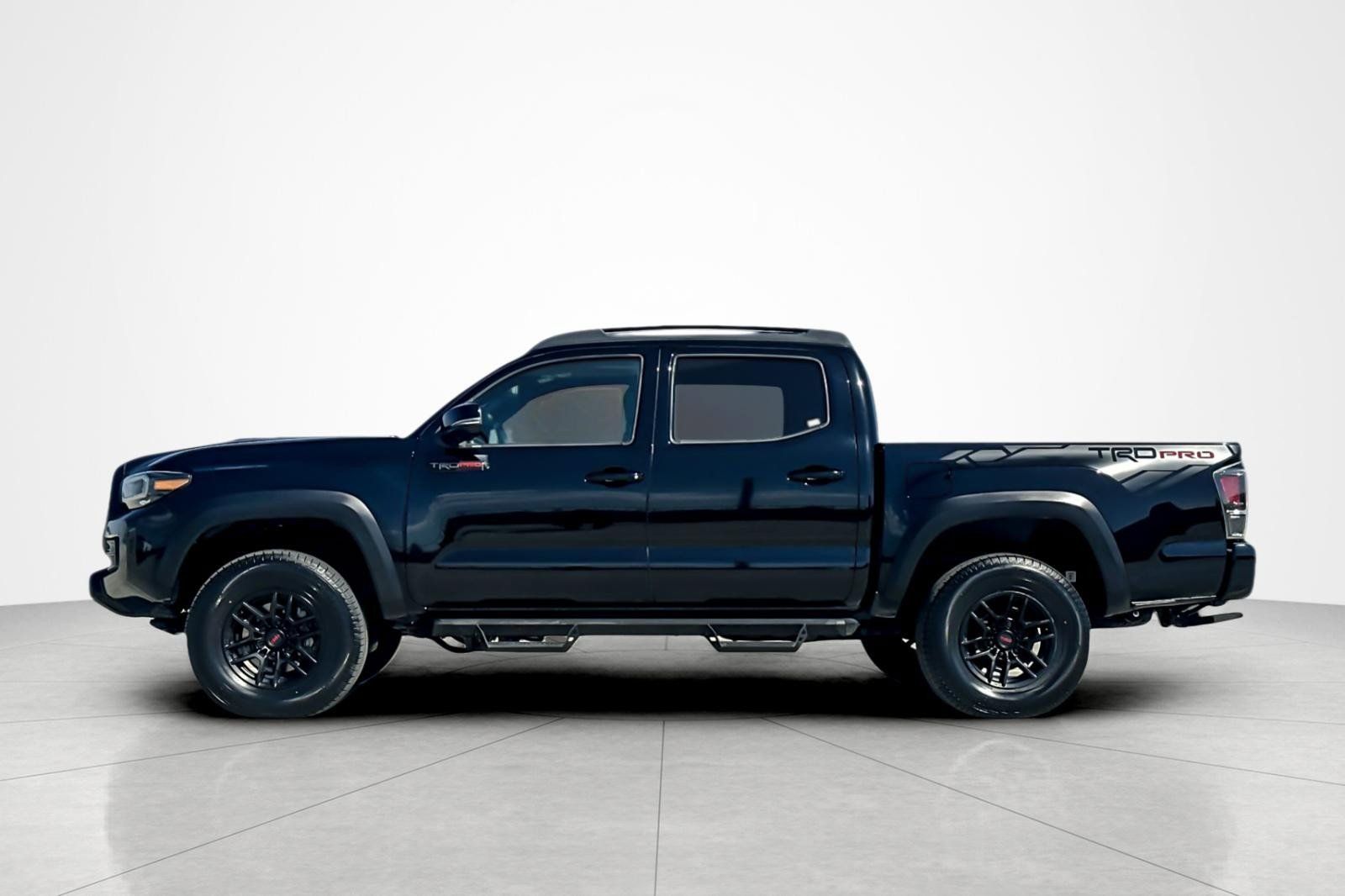 Certified 2021 Toyota Tacoma TRD Pro AWD/4WD image 2