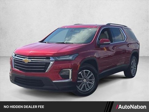 Certified 2023 Chevrolet Traverse LT w/ LPO, Cargo Package FWD image 1