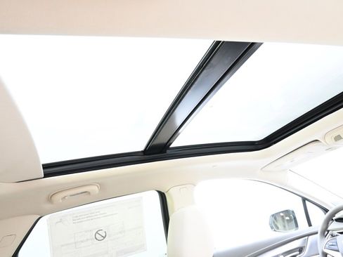 New 2025 Cadillac XT5 Premium Luxury w/ LPO, Floor Liner Package image 17