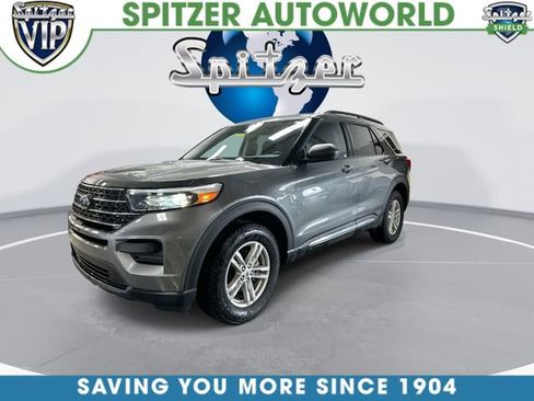 Used 2022 Ford Explorer XLT image 4
